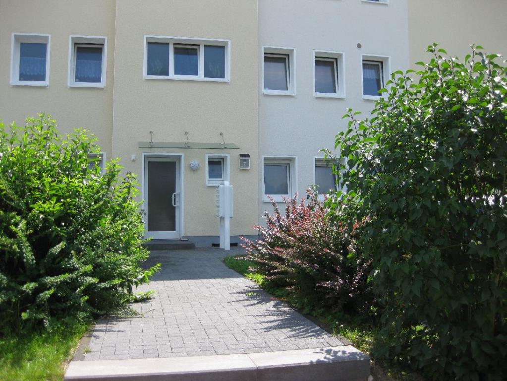 VIER-ZIMMER-WOHNUNG MIT BALKON, GEVELNDORF, KETTENBERG - Foto 2