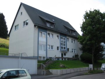 DREI-ZIMMER-DACHGESCHOSSWOHNUNG IN GEVELNDORF, 58507 Lüdenscheid, Etagenwohnung