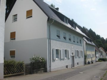 KLEINE DACHGESCHOSSWOHNUNG 35 QM IM KRUMMENSCHEIDER WEG, 58513 Lüdenscheid, Etagenwohnung