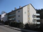 Hausansicht - GROSSE DREI-ZIMMER-WOHNUNG MIT BALKON IM ORTSTEIL BUCKESFELD