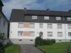 Hausansicht - DREI-ZIMMER-WOHNUNG MIT BALKON