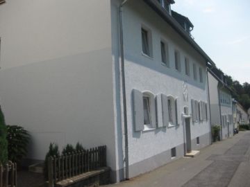 VIER-ZIMMER-WOHNUNG IM DACHGESCHOSS IN LÜDENSCHEID-RATHMECKE, 58513 Lüdenscheid, Etagenwohnung