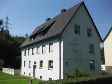 KLEINE DREI-ZIMMER-WOHNUNG IN BRÜNINGHAUSEN, 58513 Lüdenscheid, Etagenwohnung