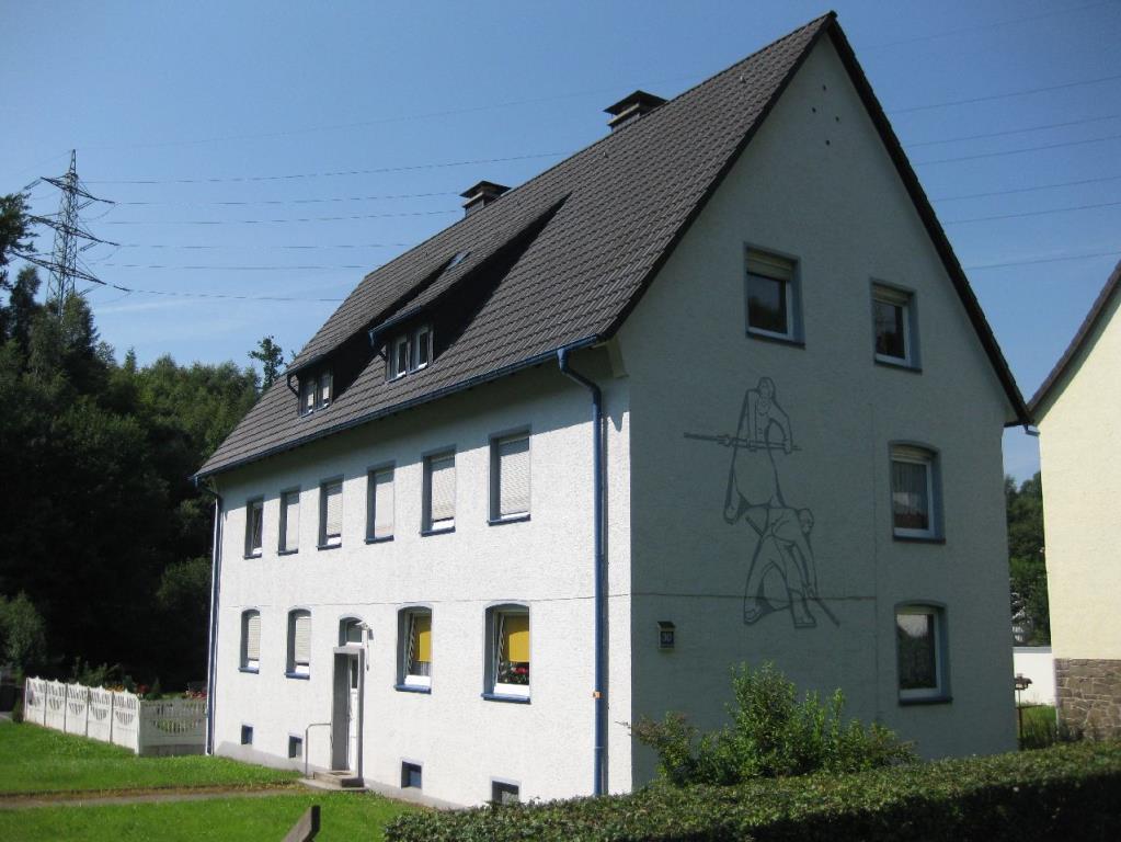KLEINE DREI-ZIMMER-WOHNUNG IN BRÜNINGHAUSEN - Foto 2