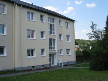 ZWEI-ZIMMER-WOHNUNG MIT BALKON IN GEVELNDORF, 58507 Lüdenscheid, Etagenwohnung