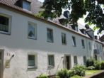 Hausansicht - ZWEI-ZIMMER-DACHGESCHOSS-WOHNUNG NÄHE STADTPARK