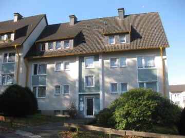 DREI-ZIMMER-DACHGESCHOSSWOHNUNG IN LÜDENSCHEID ORTSTEIL KALVE, 58511 Lüdenscheid, Etagenwohnung